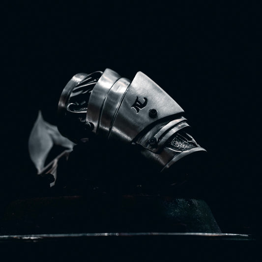 "𝐊𝐧𝐢𝐠𝐡𝐭" - 铠